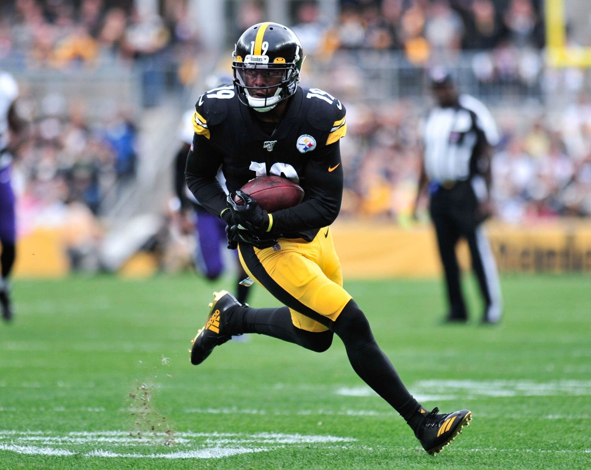 Steelers JuJu Smith-Schuster, James Conner are failing as 'replacement'  stars: Analysis 