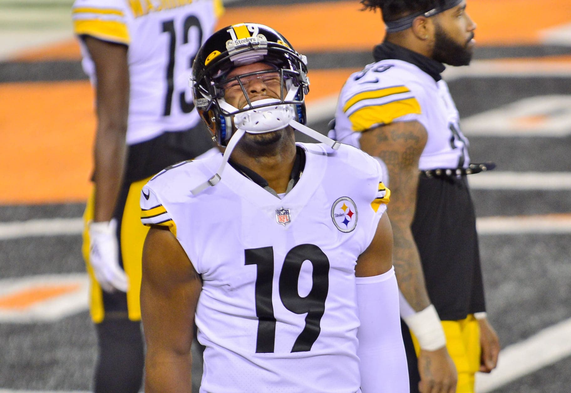 Steelers Wr Juju Smith Schuster To Stop Distraction Of Dancing On Logos Steelers Now 4461