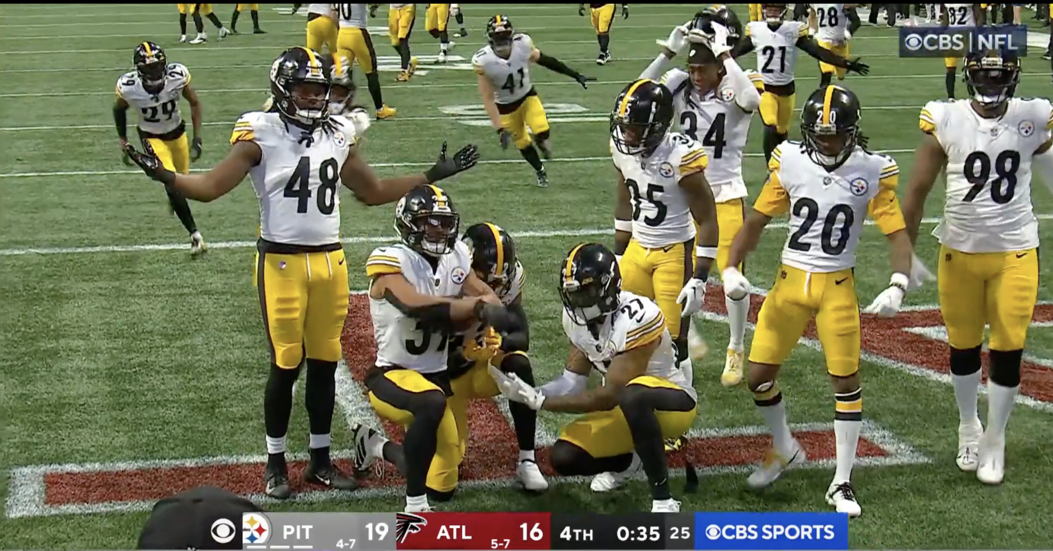 Steelers hold off Falcons, 19-16