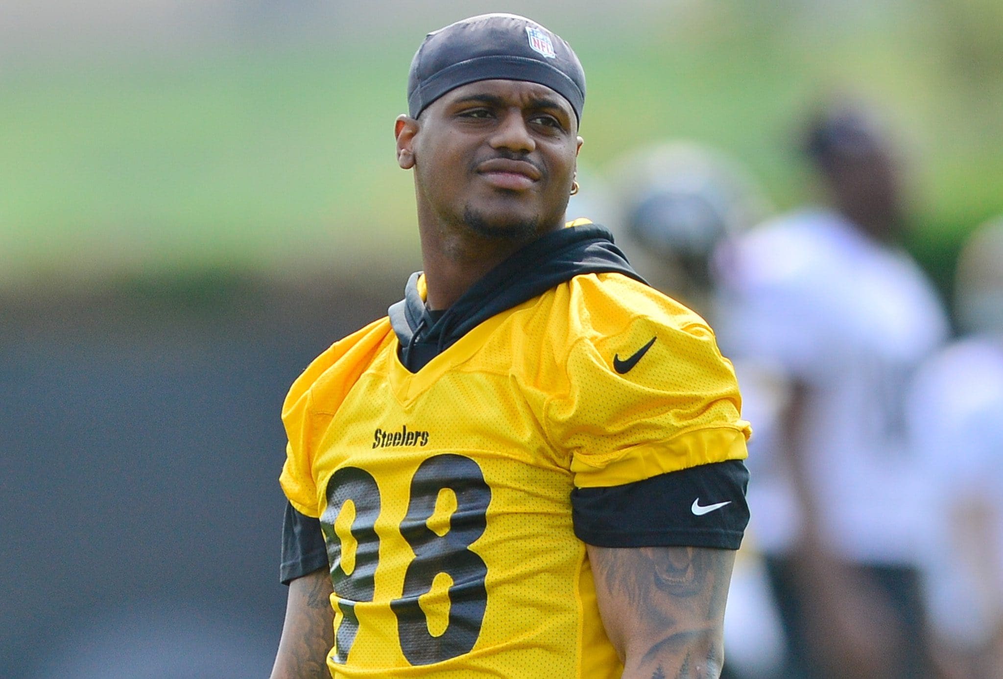 Steelers rookie DE DeMarvin Leal goes to IR; 3 defensive backs