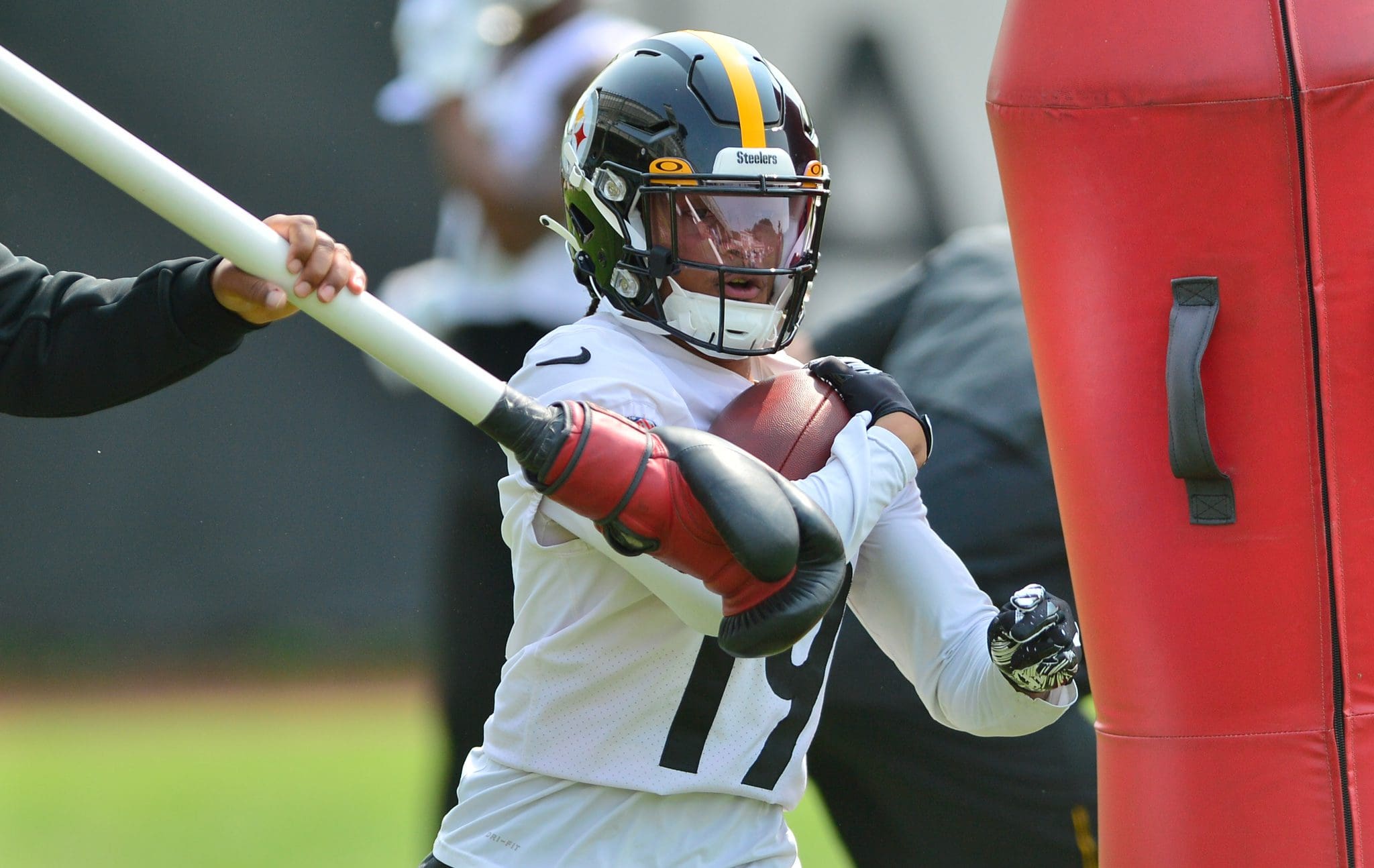 Steelers OTAs Takeaways: Peterson Starts Mentoring Porter Jr.