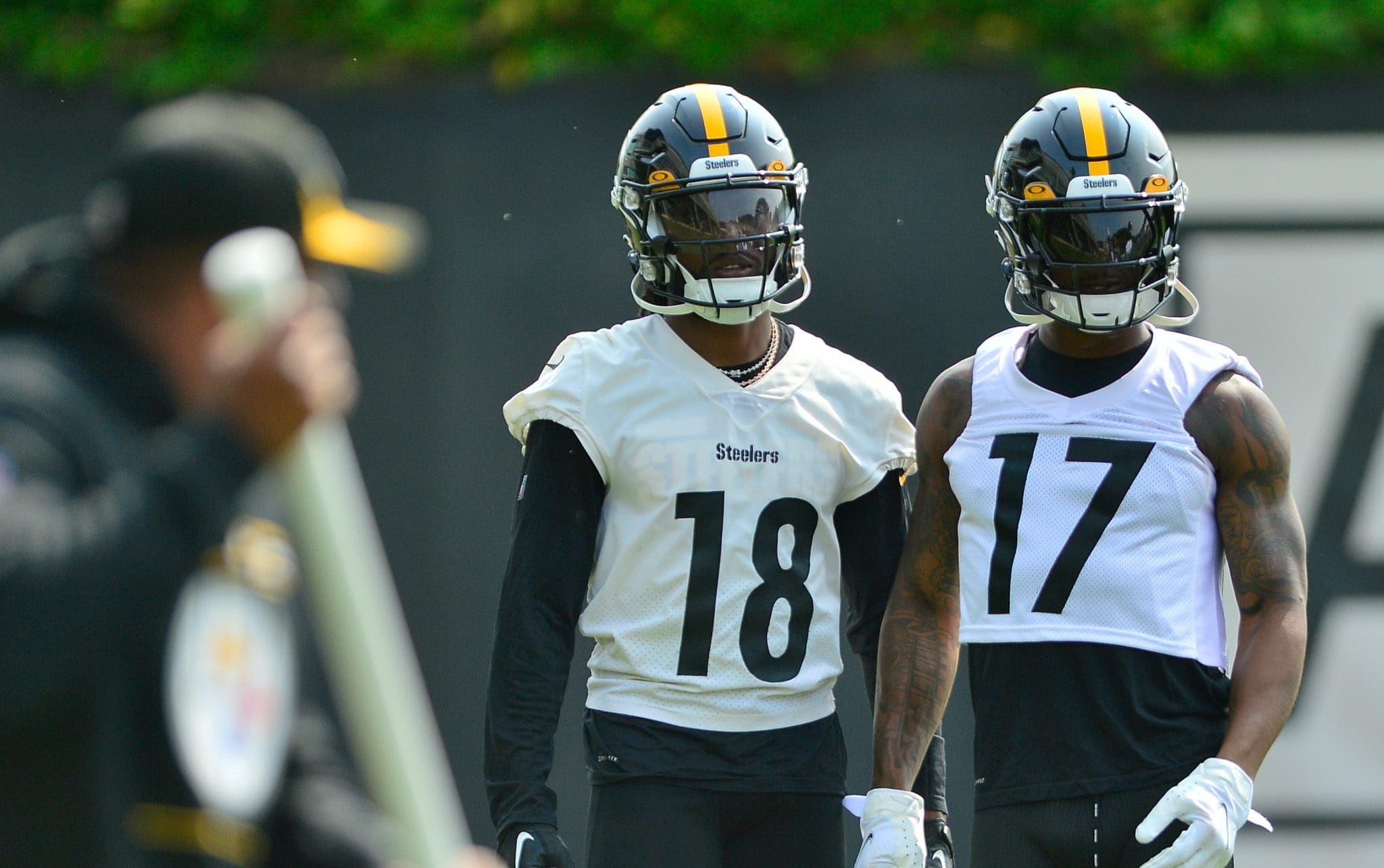 Pittsburgh Steelers Mini Camp Takeaways: Goofy Helmets and Missing Starters  - Sports Illustrated Pittsburgh Steelers News, Analysis and More