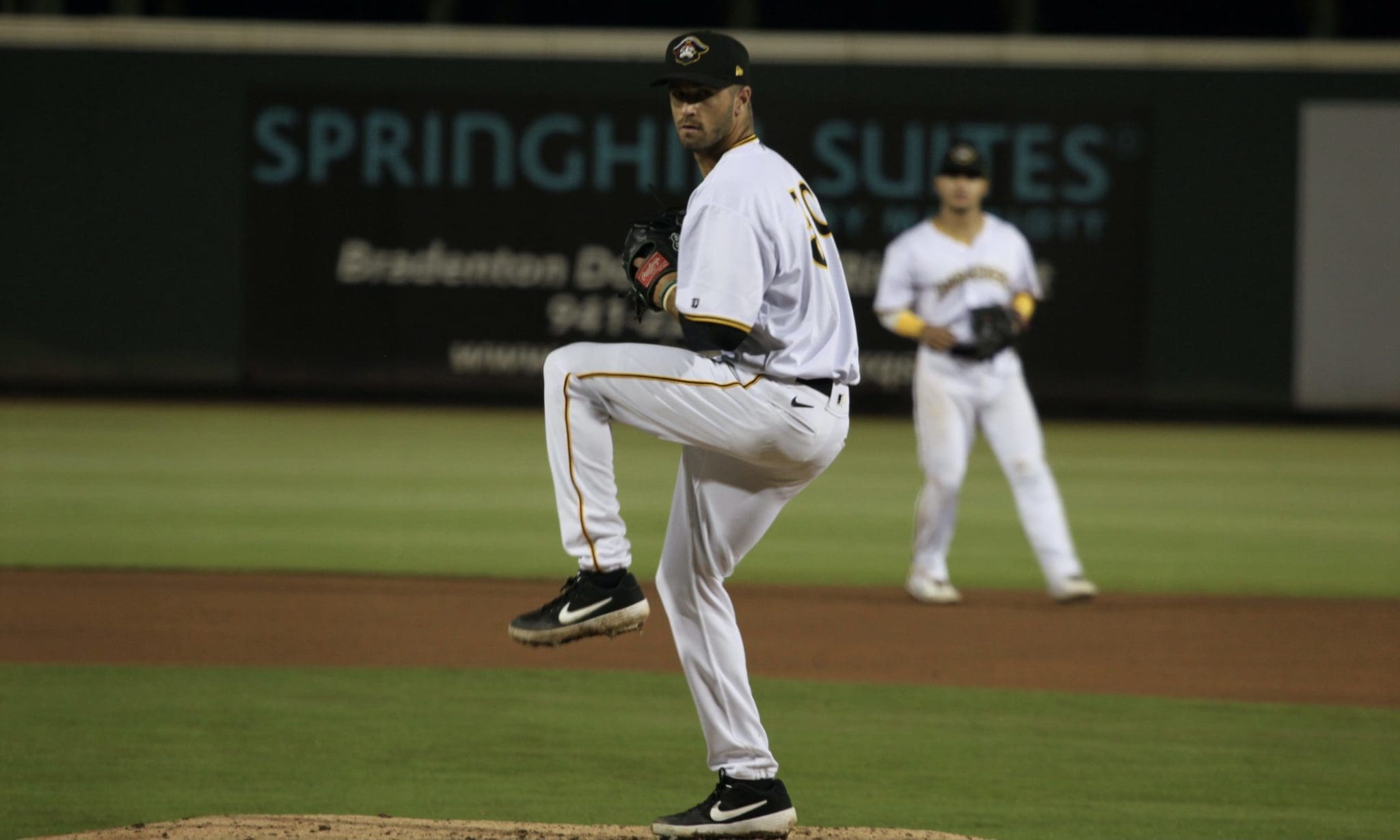 Bethel Park pitcher makes MLB debut, Sports