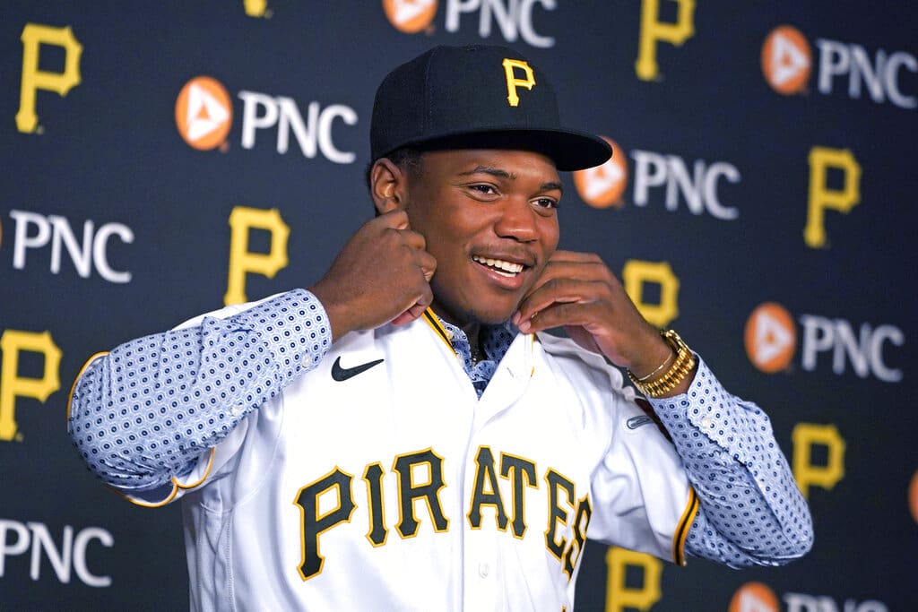 STATS Hosted Solution  News Story - Former top pick Henry Davis arrives in  Pittsburgh eager to help after sprint through the minors - MLB - Baseball