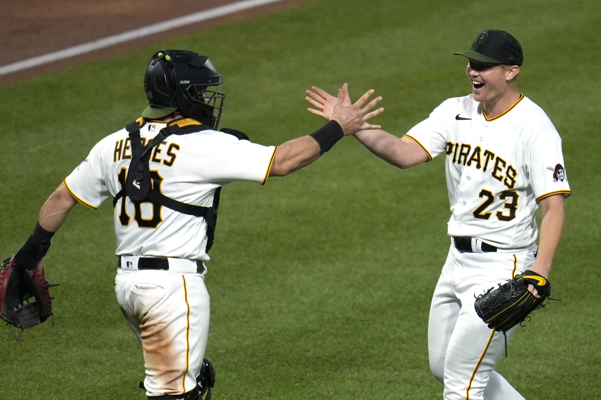 Pirates Fast Five: Rookie outfielders learn on job, Mitch Keller